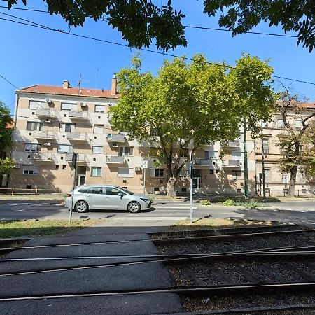 Oasis Apartman Ii. Szeged Exterior photo